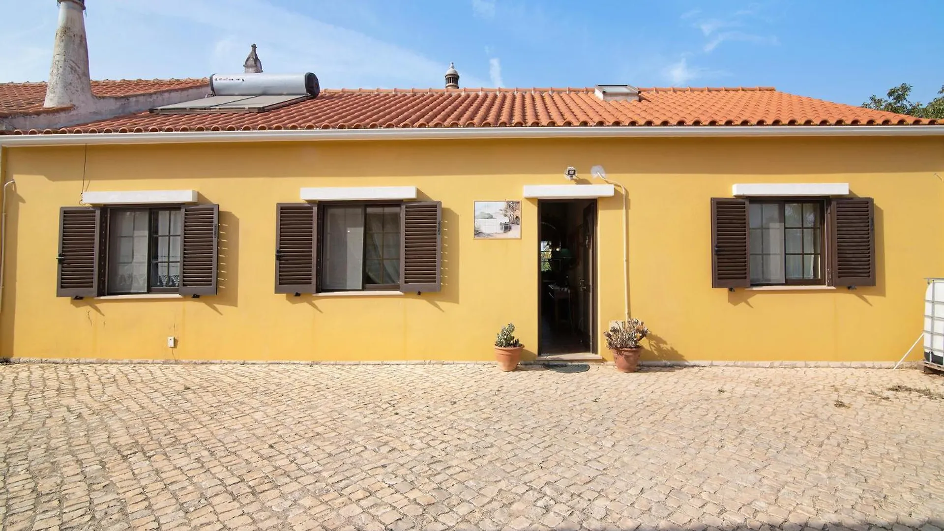 Casa Rustica contacts